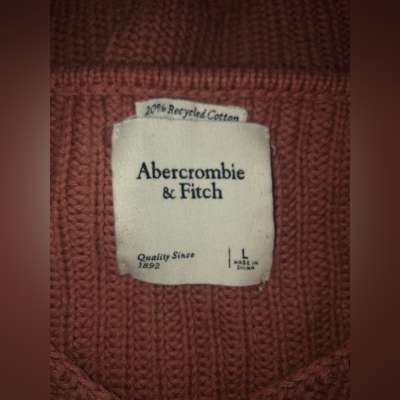 Abercrombie and Fitch Cropped Sweater - Picture 3 of 3